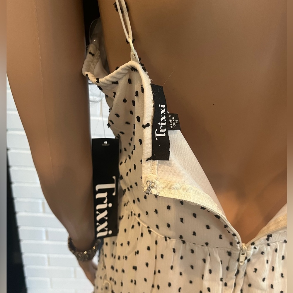 Cute Trixxi Spaghetti Strap Sundress - Picture 2 of 6